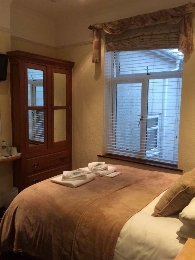 Southcombe Guesthouse Sidmouth Bagian luar foto