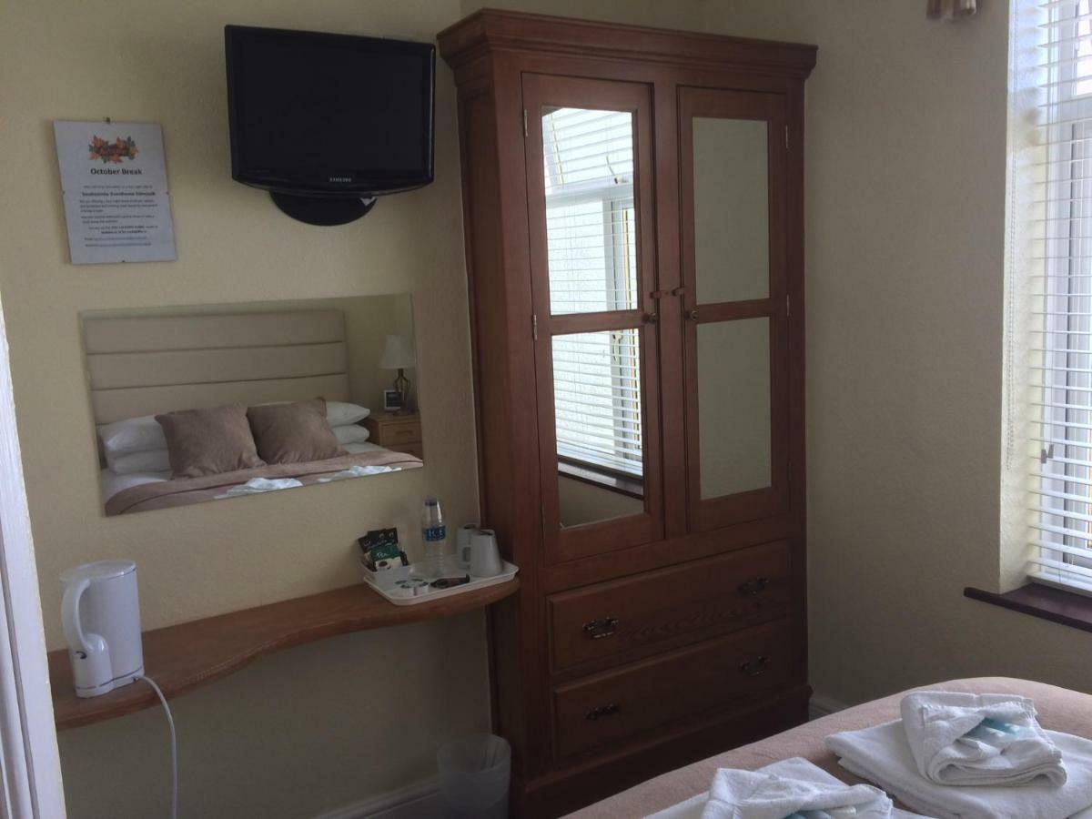 Southcombe Guesthouse Sidmouth Bagian luar foto
